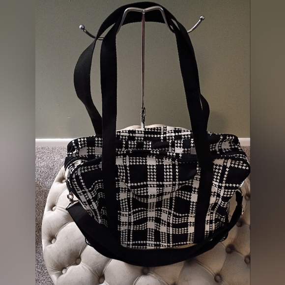 THIRTY ONE Away For The Weekend, Houndstooth Plaid, NWOT, Black And White - Picture 4 of 11